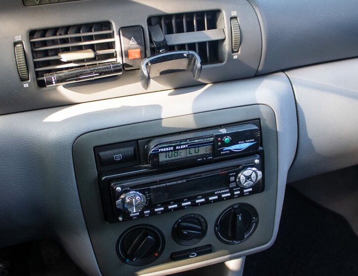 Škoda Octavia Sedan / Limuzína 1,6 l 55 kw