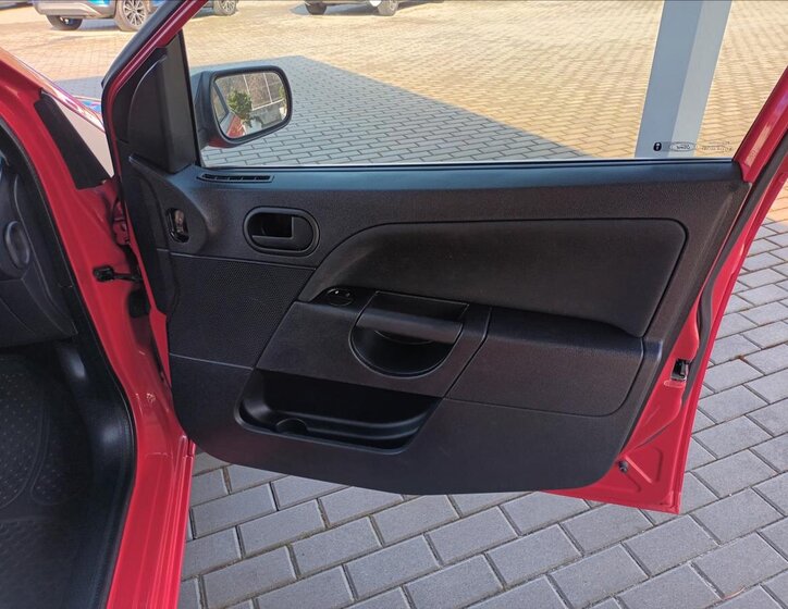 Ford Fiesta Hatchback 1,4 l 59 kw