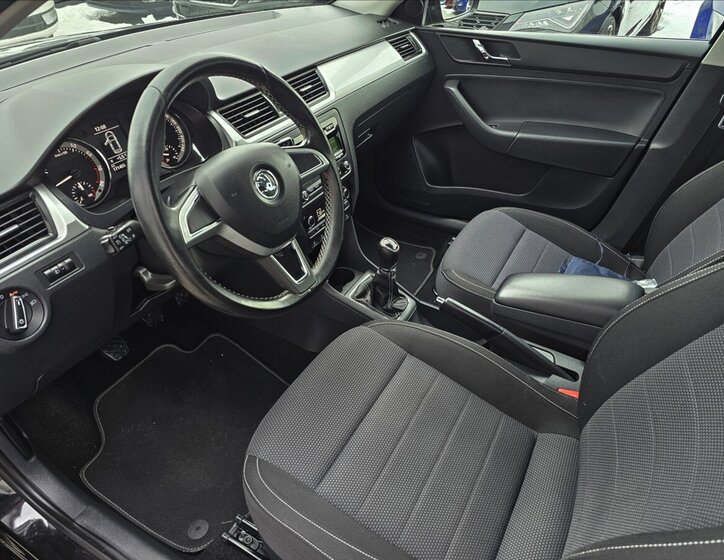 Škoda Rapid Hatchback 1,2 l 77 kw