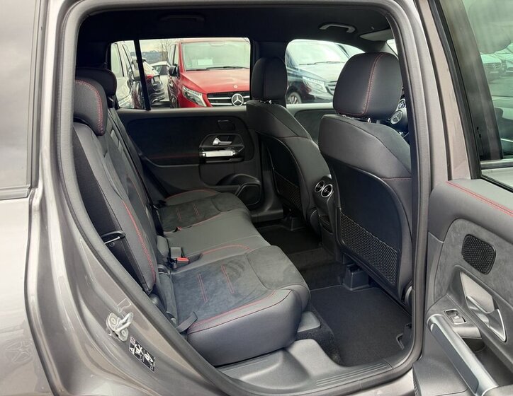 Mercedes-Benz GLB SUV / Terénní 2,0 l 110 kw