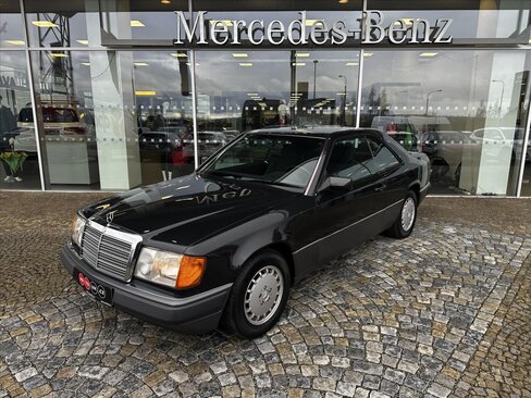 Mercedes-Benz 124 Kupé 1,9 l 100 kw
