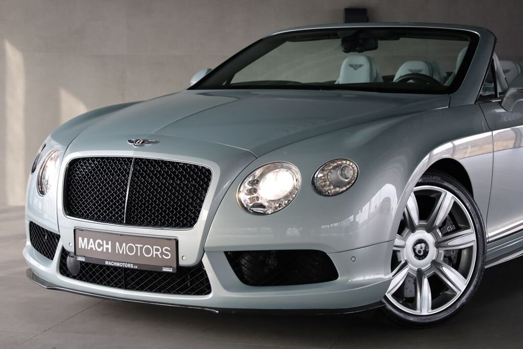 Bentley Continental GTC Kabriolet 4,0 l 373 kw