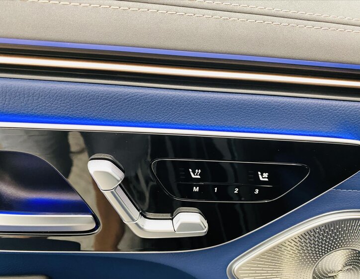 Mercedes-Benz EQS 11