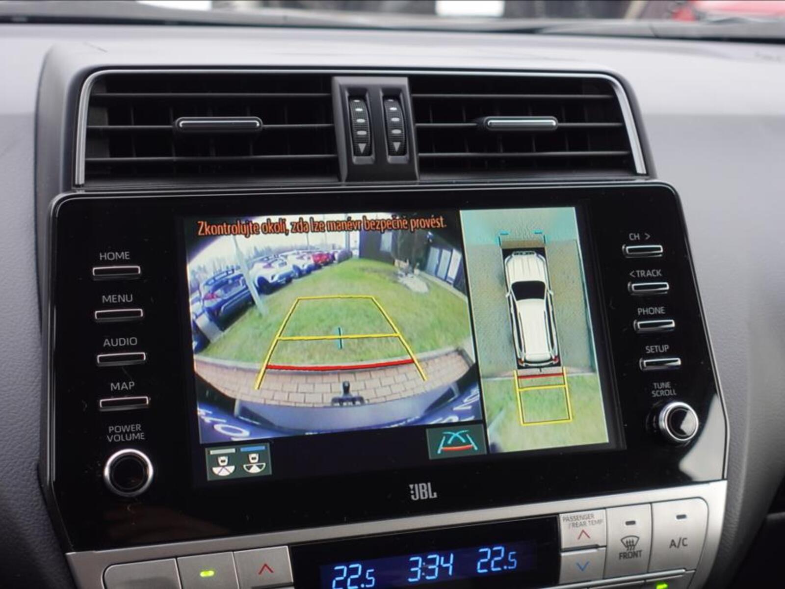 Toyota Land Cruiser 19