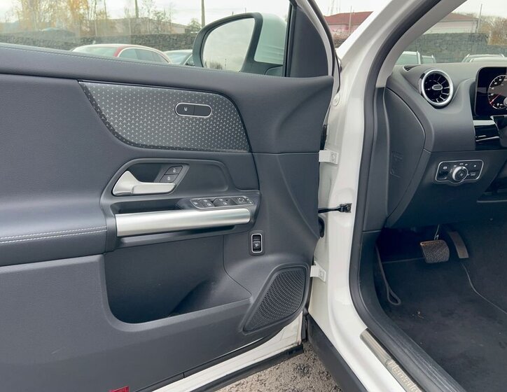 Mercedes-Benz GLA 22