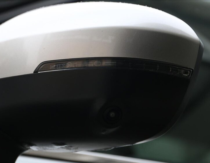 Mitsubishi Outlander SUV 2,4 l 162 kw