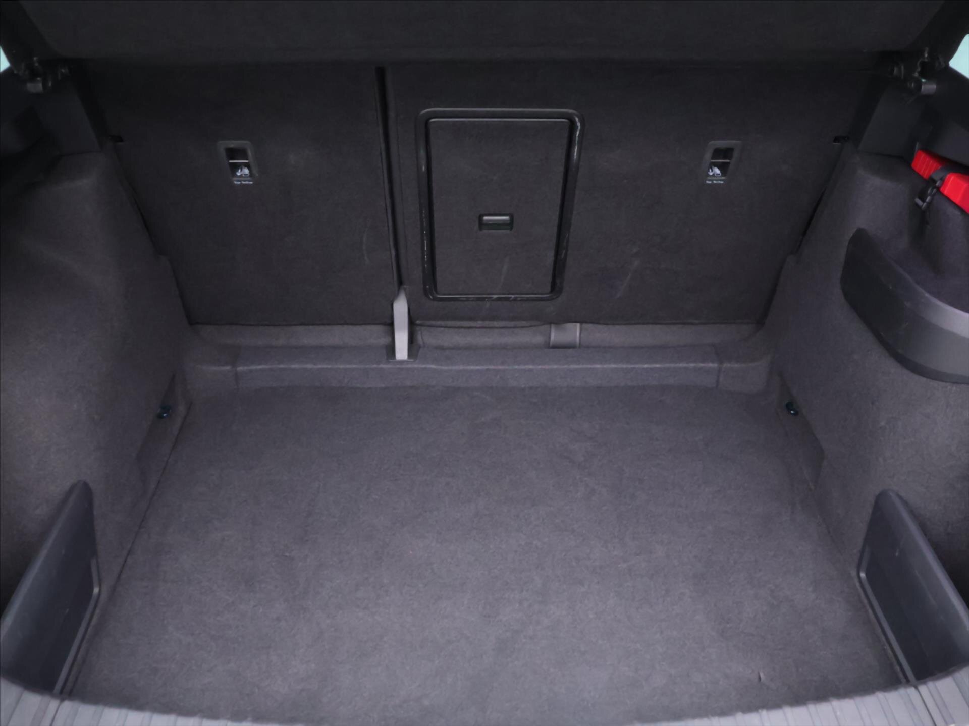 Škoda Karoq SUV / Terénní 1,5 l 110 kw