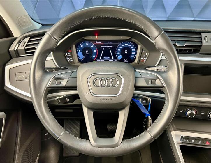 Audi Q3 13