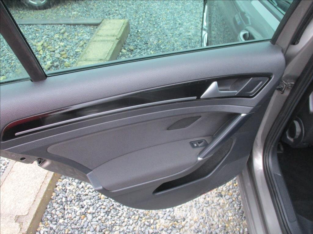 Volkswagen Golf Hatchback 1,4 l 103 kw