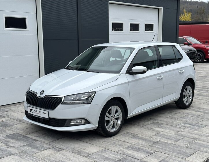 Škoda Fabia Hatchback 999,0 70 kw