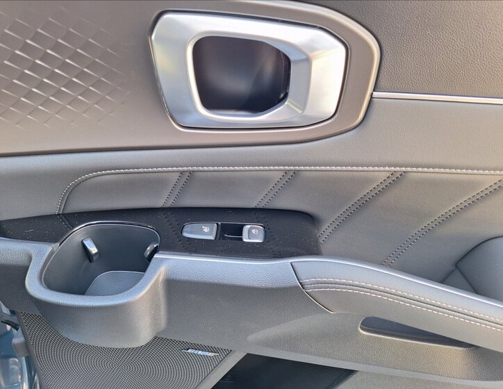 KIA Sorento SUV / Terénní 2,2 l 142 kw