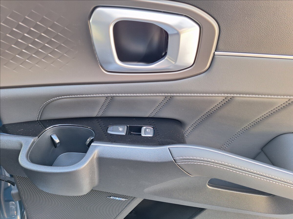 KIA Sorento SUV / Terénní 2,2 l 142 kw