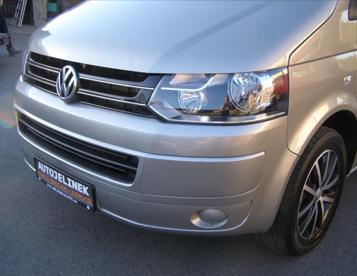 Volkswagen Multivan MPV 2,0 l 132 kw