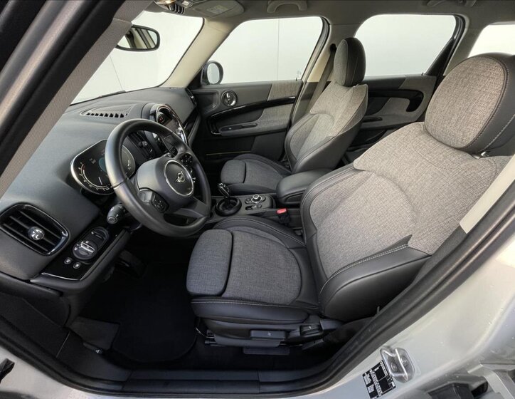 Mini Countryman SUV 1,5 l 100 kw