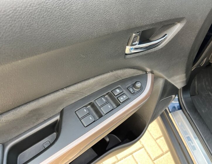 Suzuki Vitara SUV / Terénní 1,6 l 88 kw