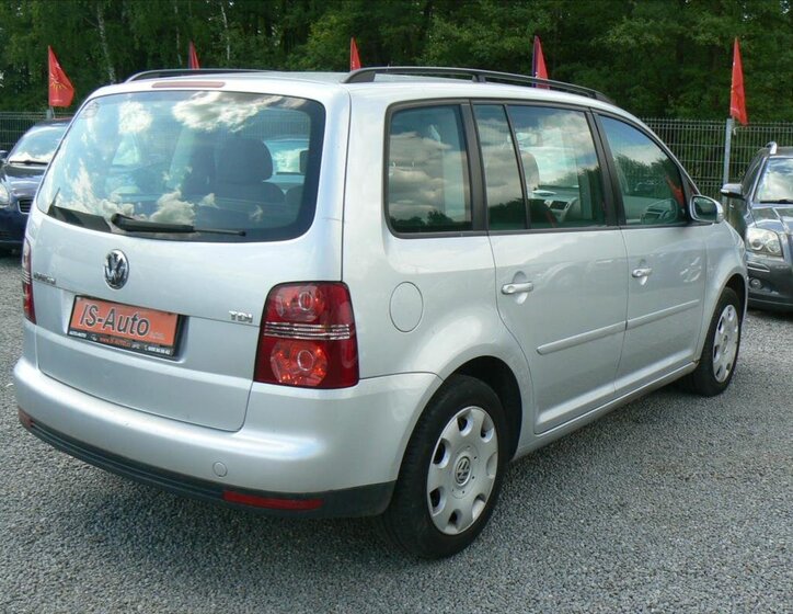 Volkswagen Touran MPV 1,9 l 77 kw