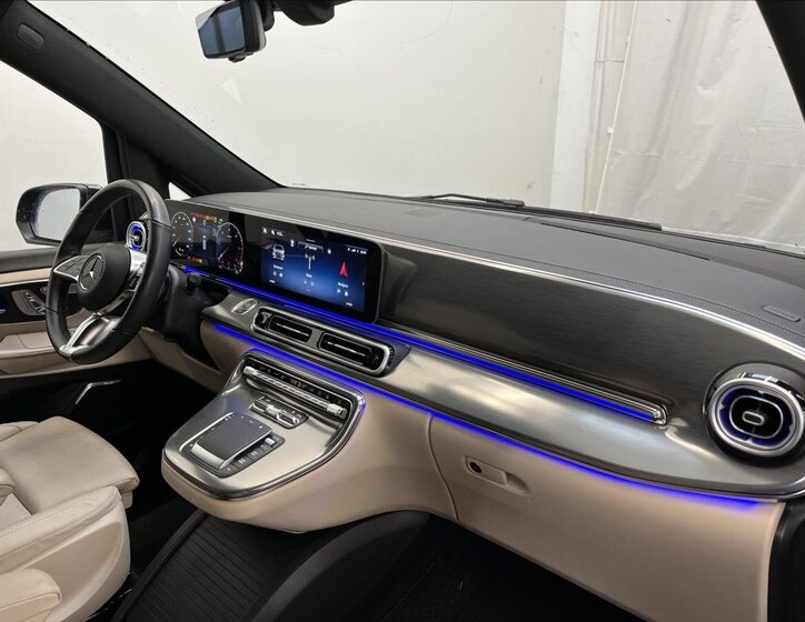 Mercedes-Benz Třídy V MPV 2,0 l 174 kw