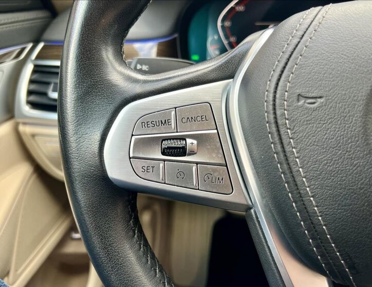 BMW Řada 7 Ostatní 3,0 l 210 kw