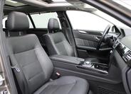 Mercedes-Benz Třídy E 28