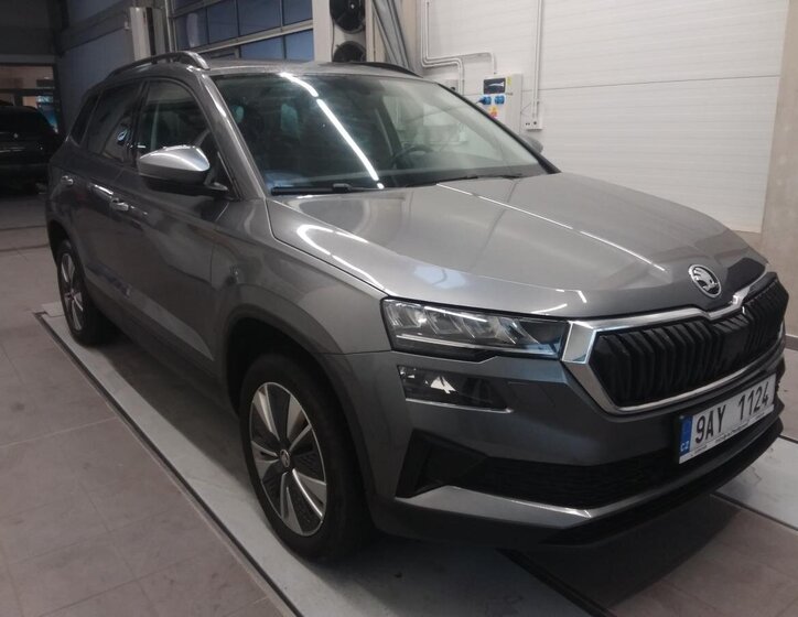 Škoda Karoq SUV 1,5 l 110 kw