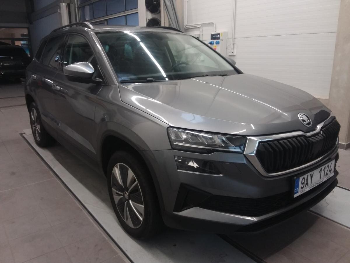 Škoda Karoq SUV 1,5 l 110 kw