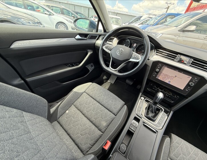 Volkswagen Passat 30