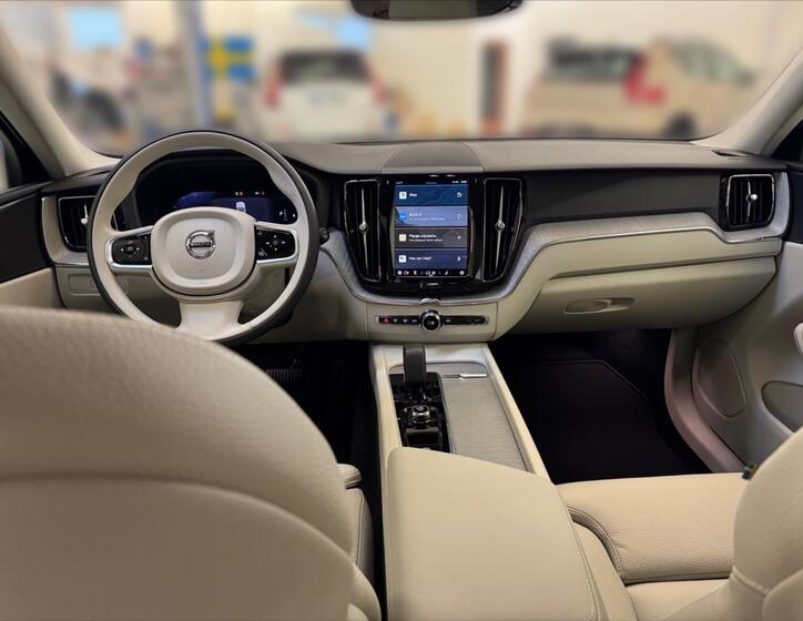 Volvo XC60 10