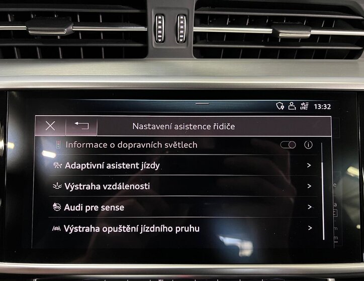 Audi S6 Kombi 3,0 l 257 kw