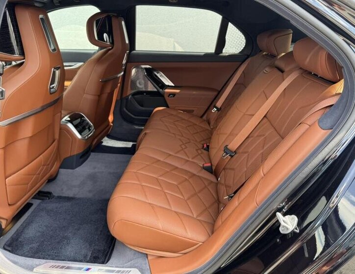 BMW i7 Sedan 1,0 400 kw