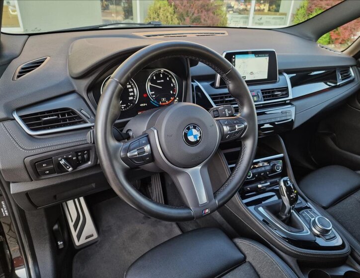 BMW Řada 2 20