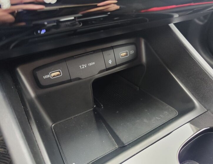 Hyundai Tucson SUV 1,6 l 110 kw