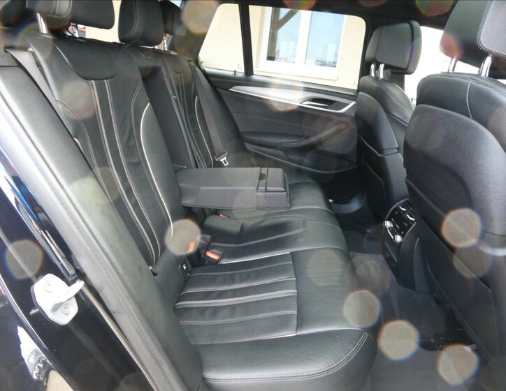 BMW Řada 5 Kombi 3,0 l 235 kw