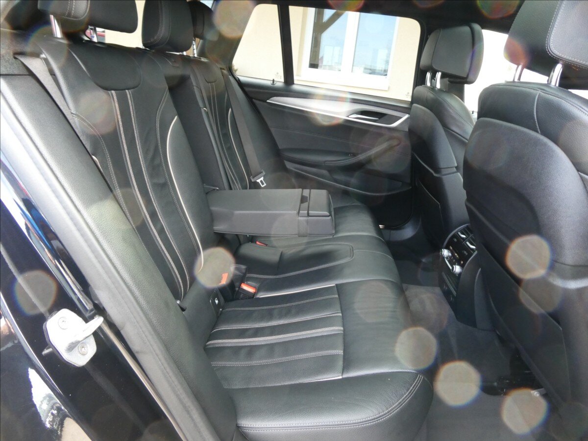 BMW Řada 5 Kombi 3,0 l 235 kw