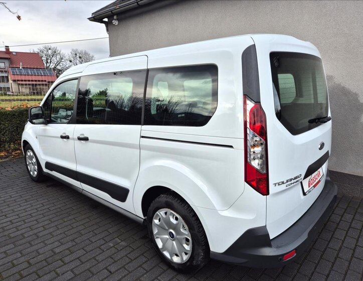 Ford Tourneo Connect 4