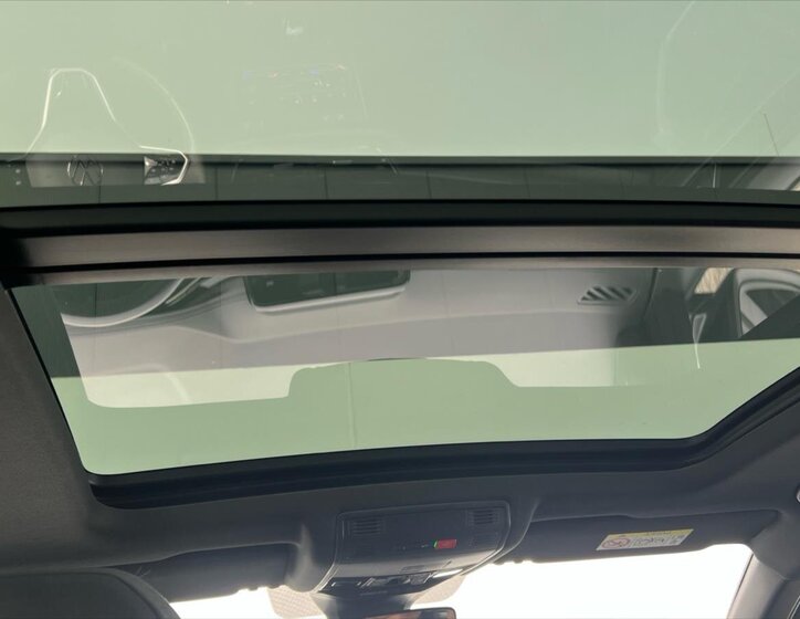 Volkswagen T-Roc SUV 1,5 l 110 kw