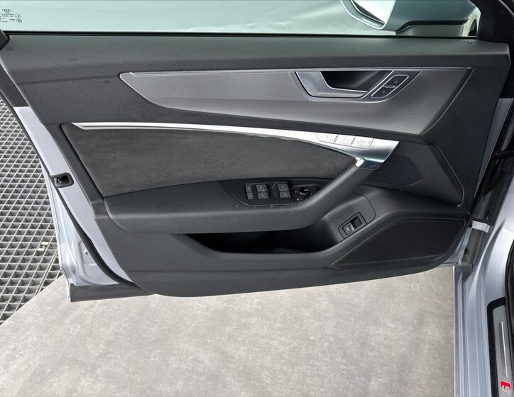 Audi A6 Sedan / Limuzína 3,0 l 250 kw