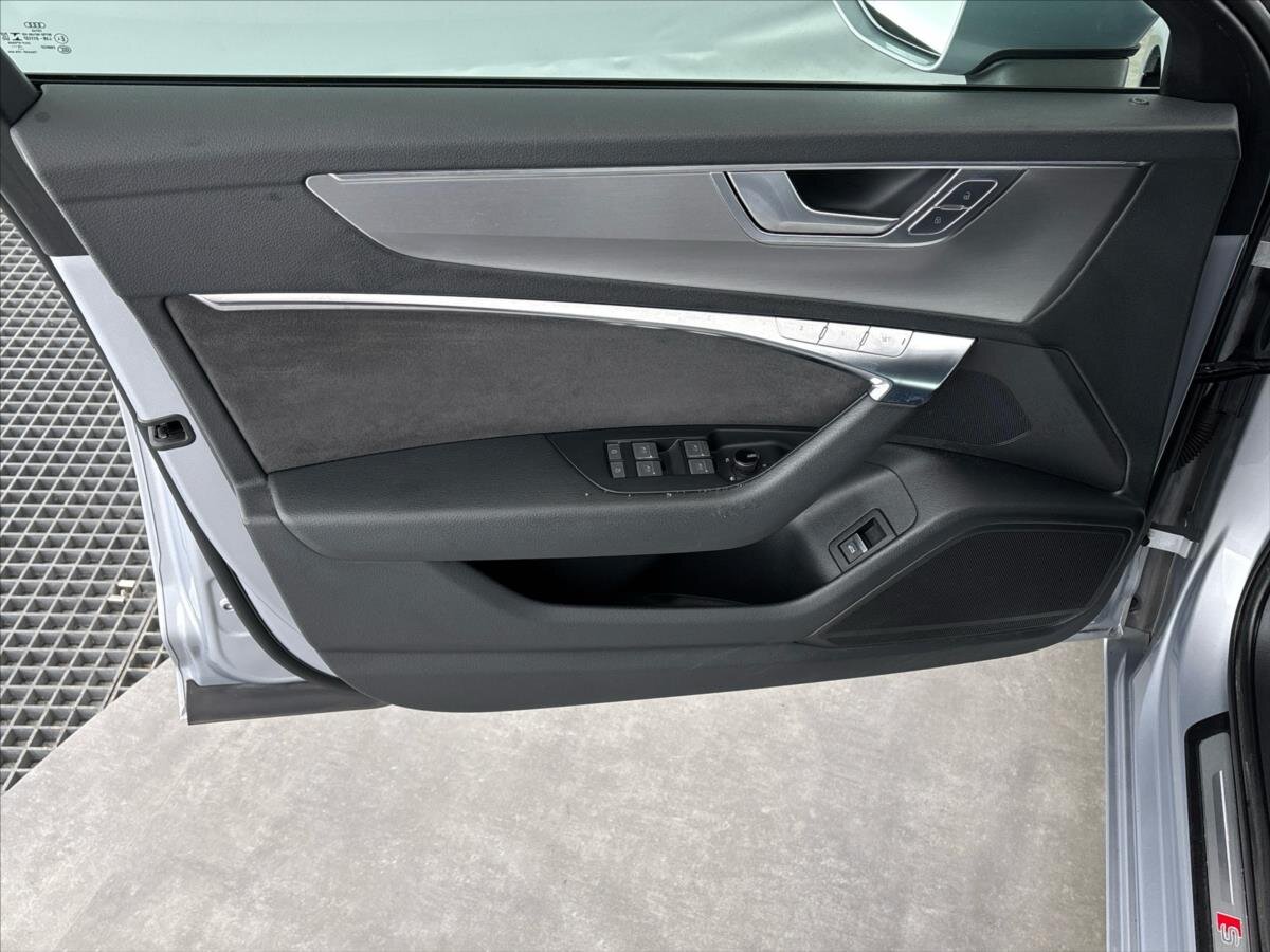 Audi A6 Sedan / Limuzína 3,0 l 250 kw