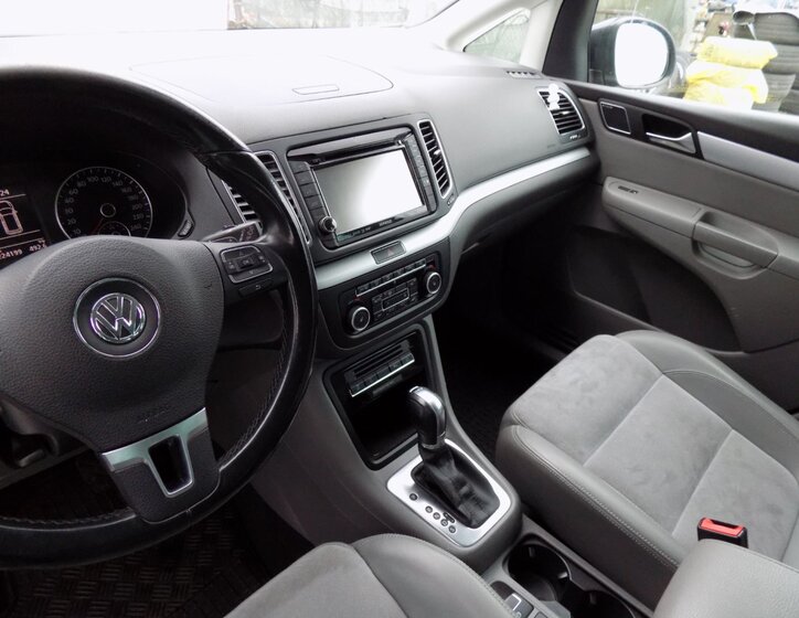 Volkswagen Sharan 25