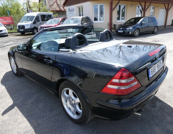Mercedes-Benz SLK Kabriolet 2,3 l 145 kw