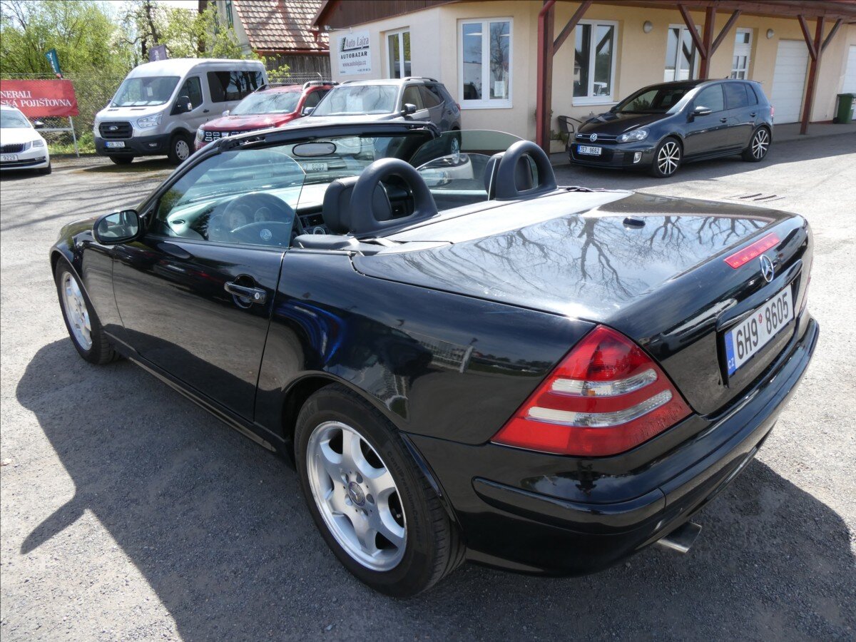 Mercedes-Benz SLK Kabriolet 2,3 l 145 kw