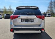 Mitsubishi Outlander SUV / Terénní 2,0 l 110 kw