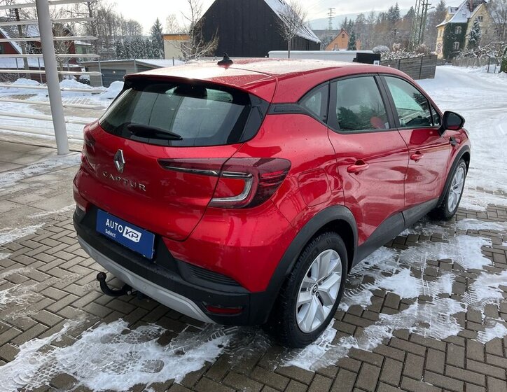 Renault Captur SUV 999,0 67 kw
