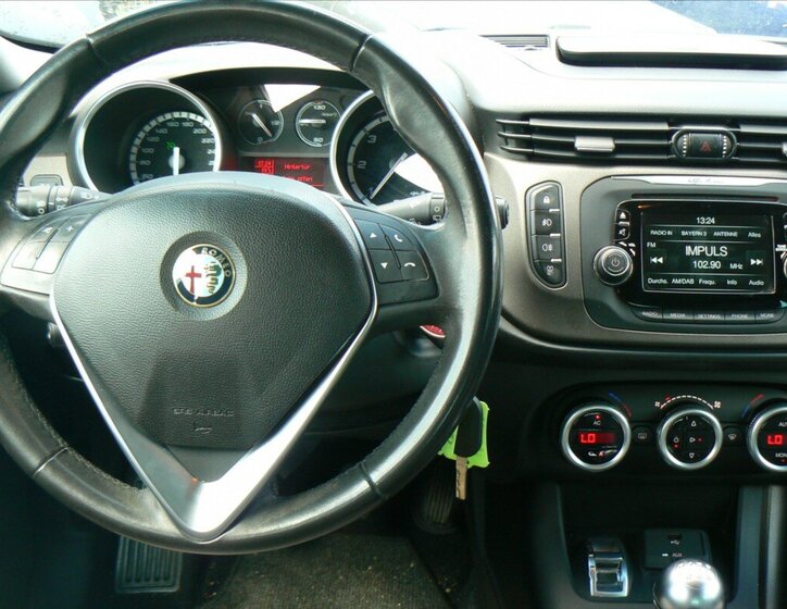 Alfa Romeo Giulietta Hatchback 2,0 l 110 kw