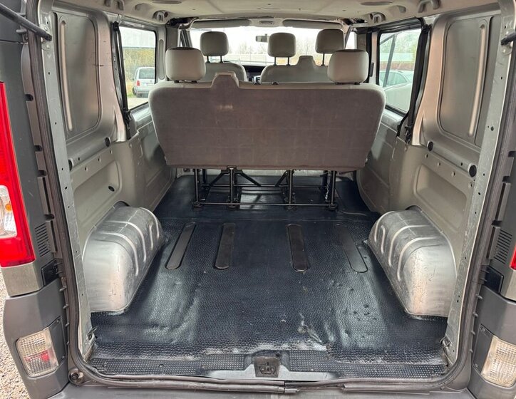 Opel Vivaro VAN / Minibus 2,0 l 84 kw