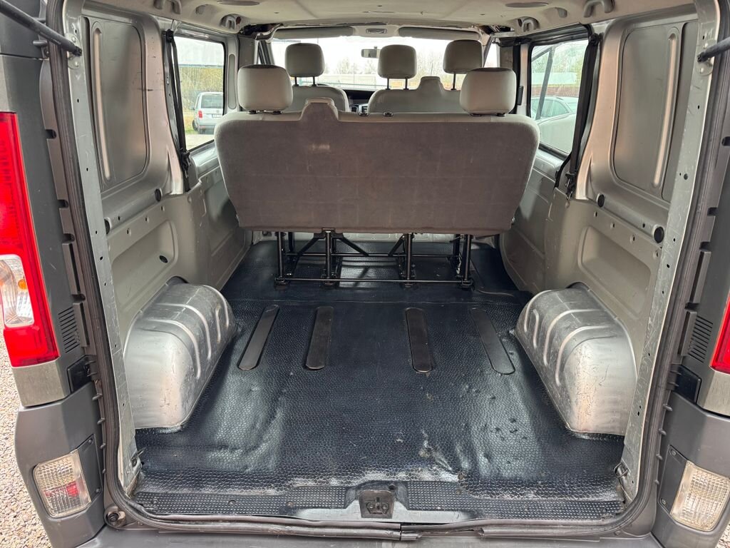 Opel Vivaro VAN / Minibus 2,0 l 84 kw