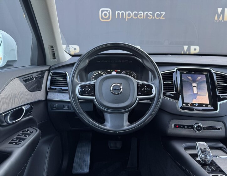 Volvo XC90 SUV / Terénní 2,0 l 173 kw