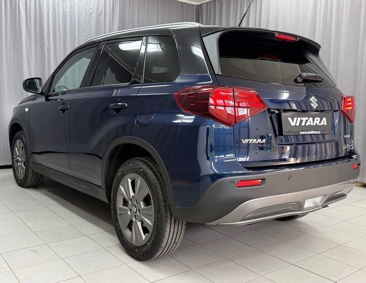 Suzuki Vitara SUV / Terénní 1,4 l 81 kw