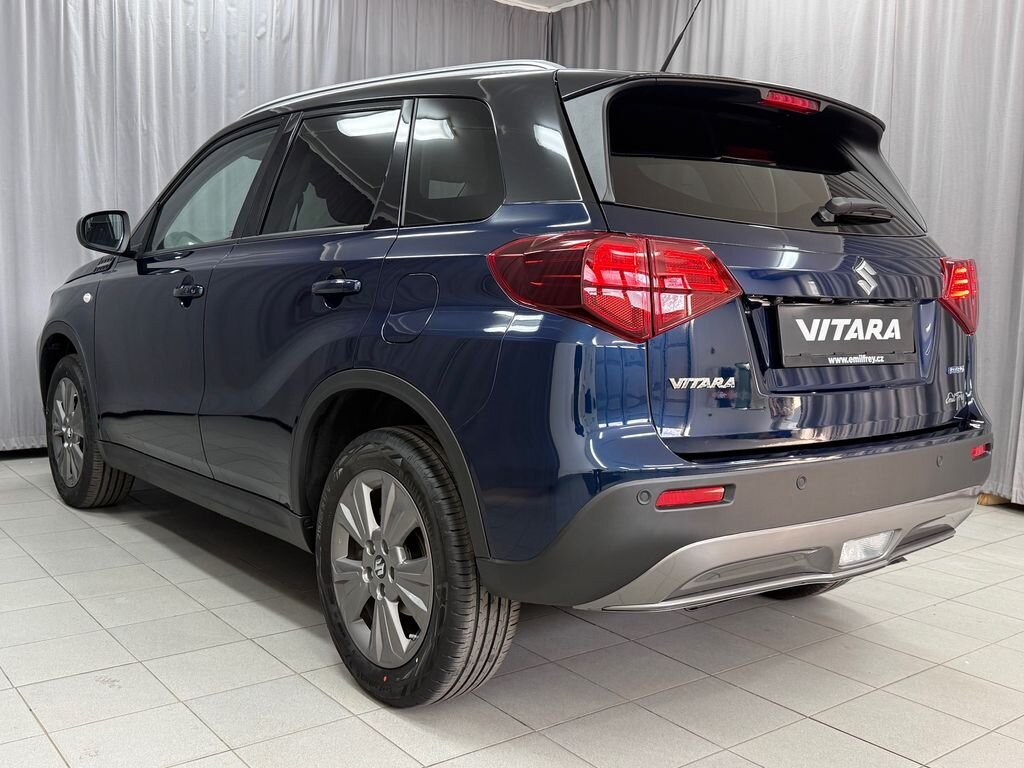 Suzuki Vitara SUV / Terénní 1,4 l 81 kw
