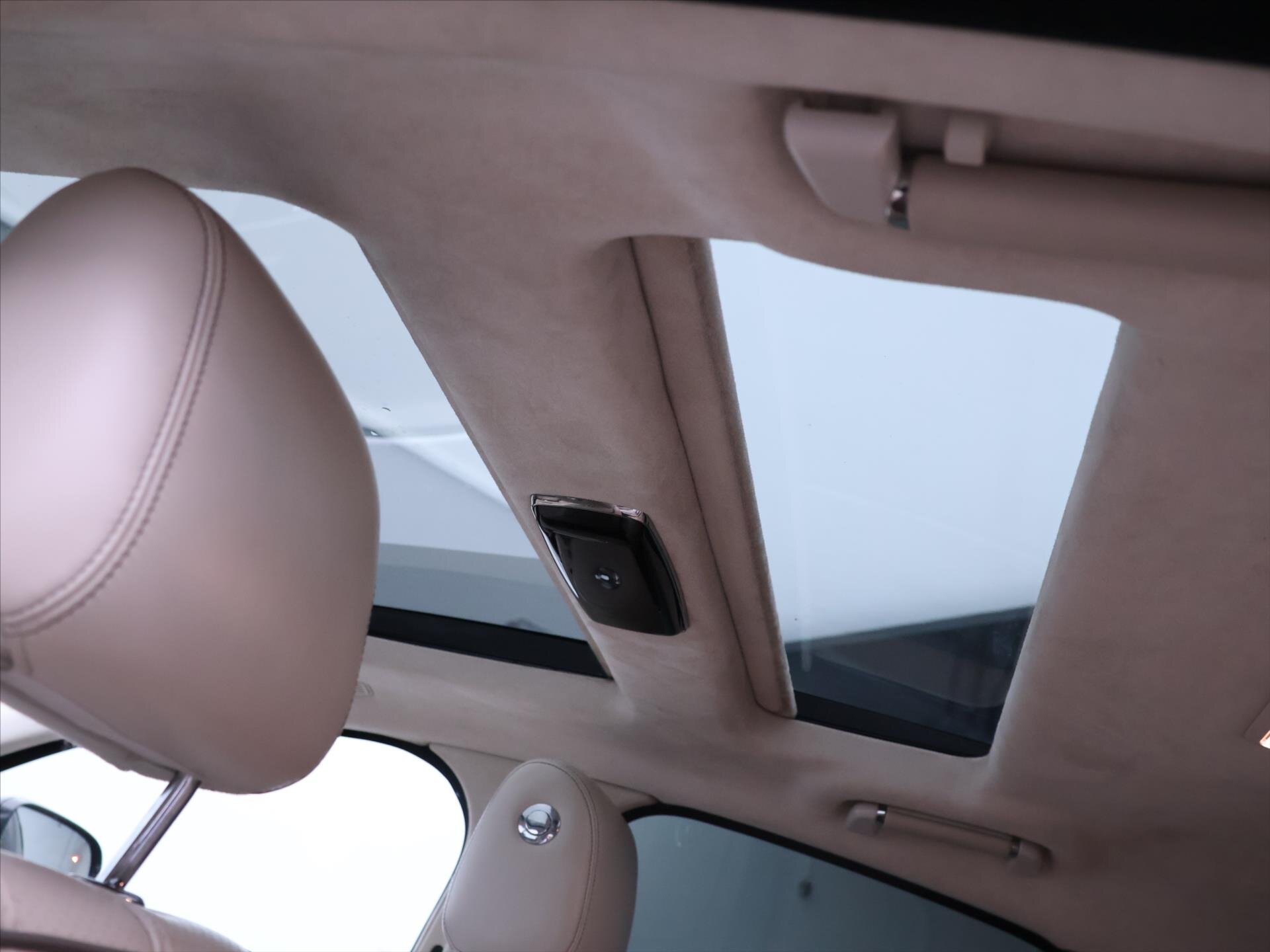 Jaguar XJ Sedan 3,0 l 202 kw