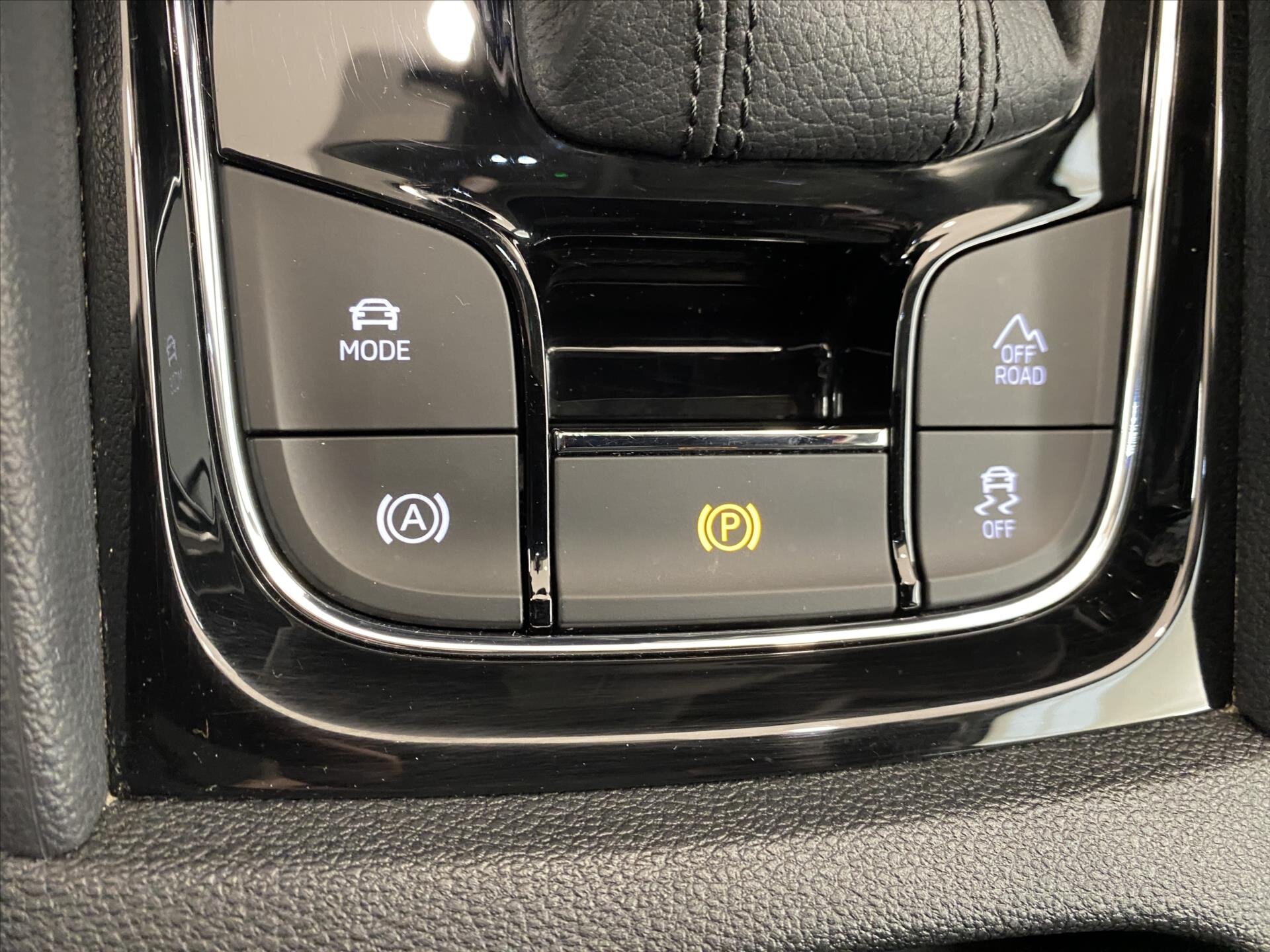 Škoda Karoq SUV 2,0 l 110 kw